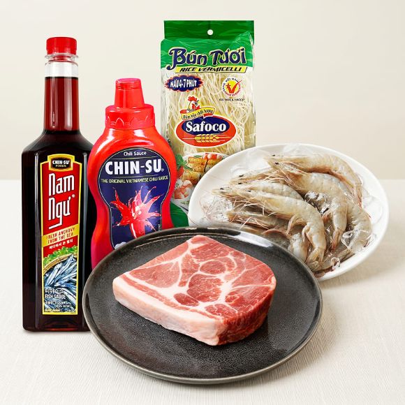 Set Lẩu (500g tôm + 1kg thịt cổ vai heo + nước mắm Nam Ngư + tương ớt + bún khô) 1