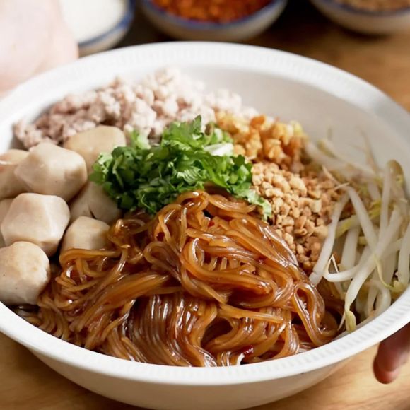 Thịt heo viên đông lạnh Roogsinmoo Thái Lan 1kg, 1 gói 2