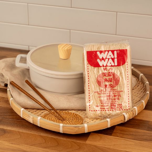 Bún gạo khô Wai Wai 200g, set 2 gói 3