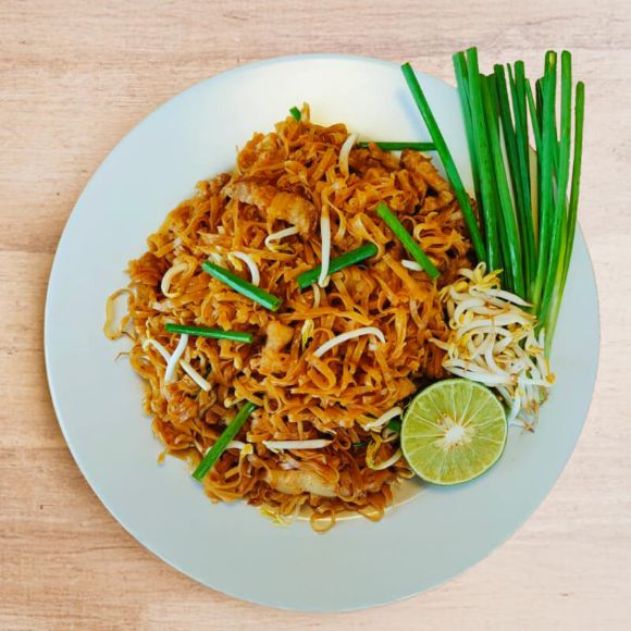 Nguyên liệu sẵn phở xào kiểu Thái (Pad Thai) 200g, 1 gói 2