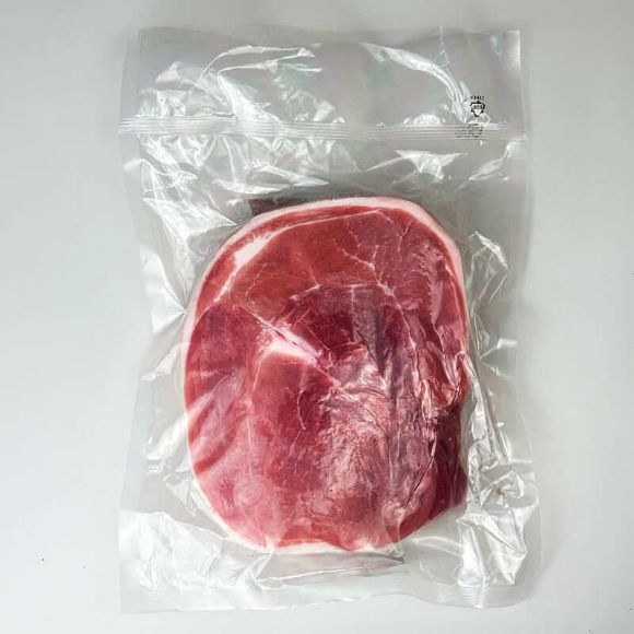 เนื้อหมู ส่วนสะโพกขาหลังติดหนัง (แช่แข็ง)  1 กก. 3