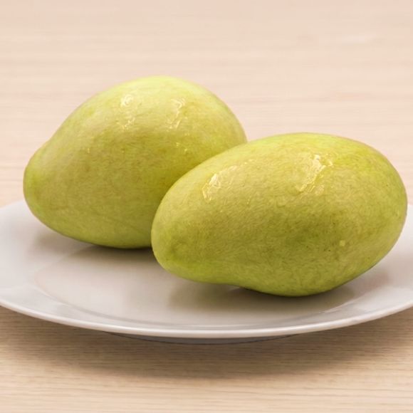 Mangga Hijau (asam sedang) 2.5kg, 1 Box [Bonus Bumbu Buah] 2